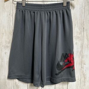 Nike Jordan Charcoal Basketball Shorts Size L Boys